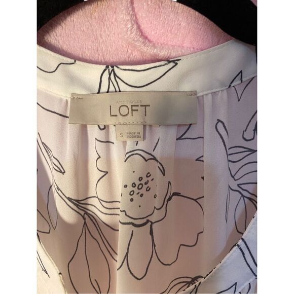 Loft Women’s Lightweight Peasant Long Sleeve Floral Blouse Size Small - Picture 5 of 5